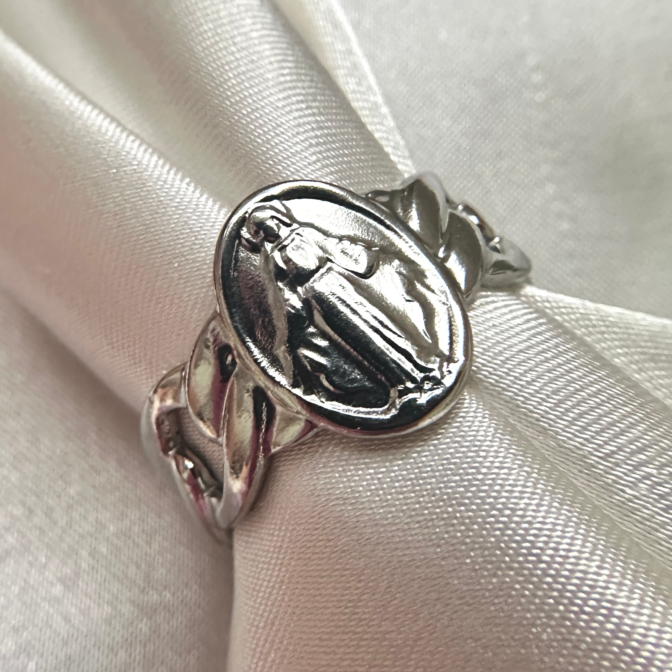 The Virgin Mary Chain Ring - Silver – Your Custom Rosary