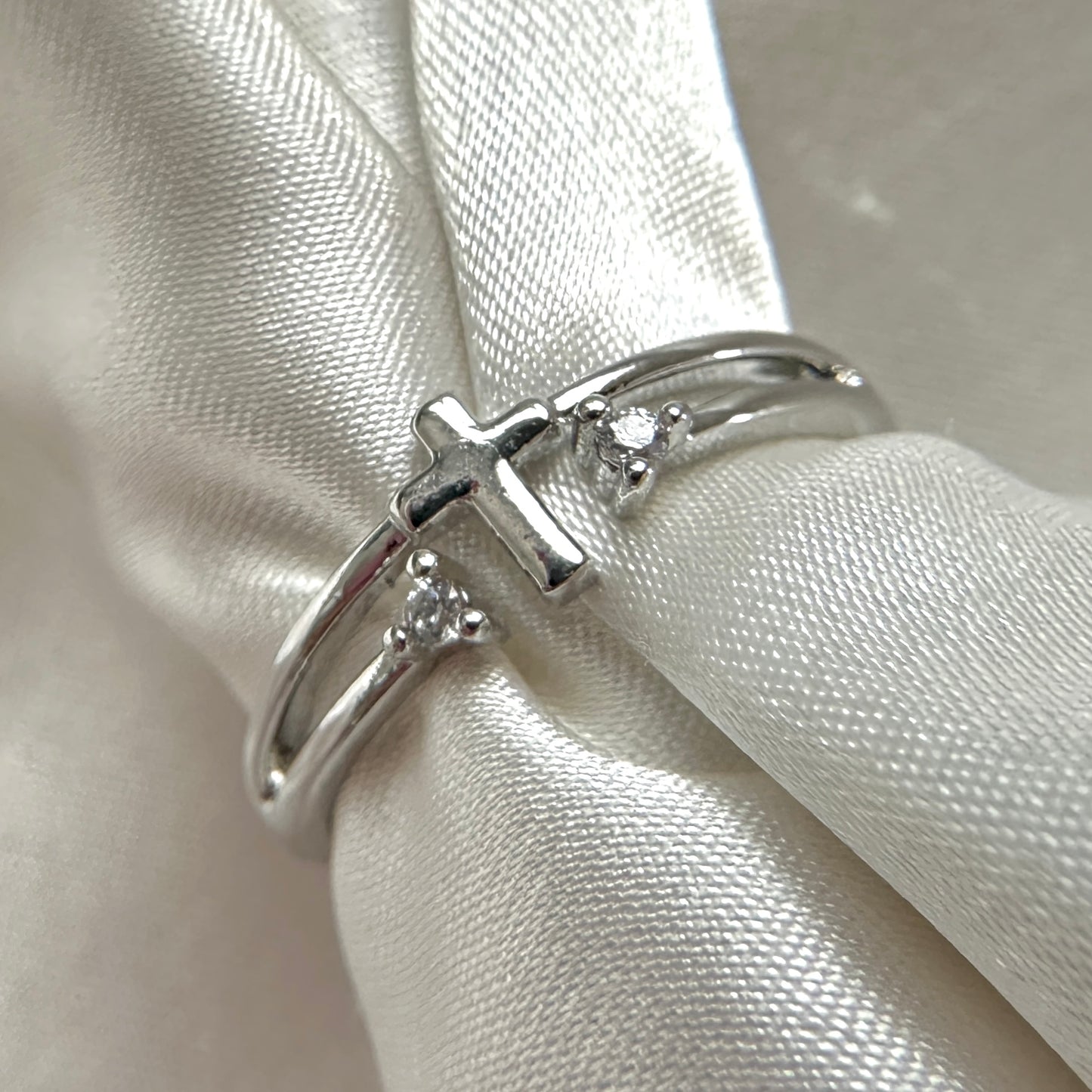 Dainty Crystal Cross Ring - Silver