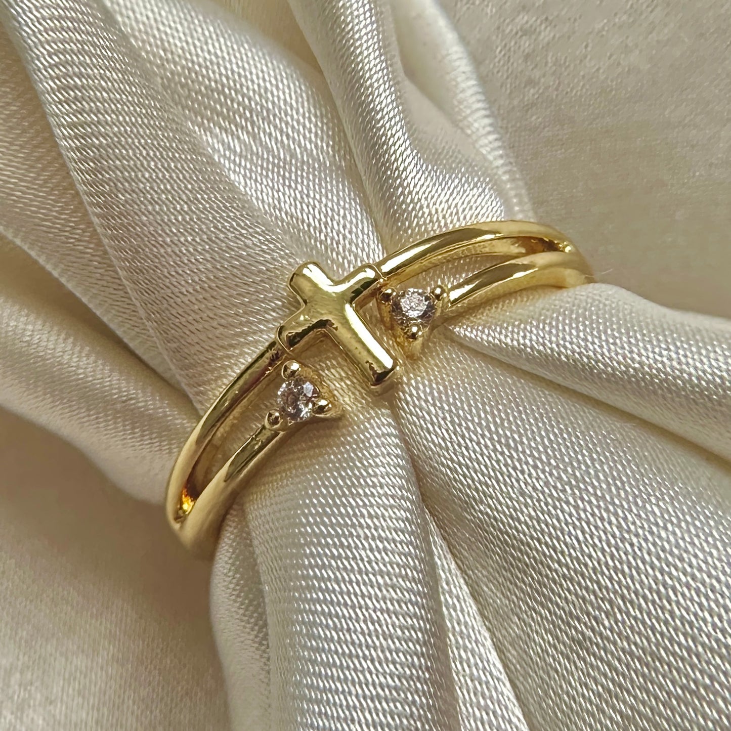 Dainty Crystal Cross Ring - Silver