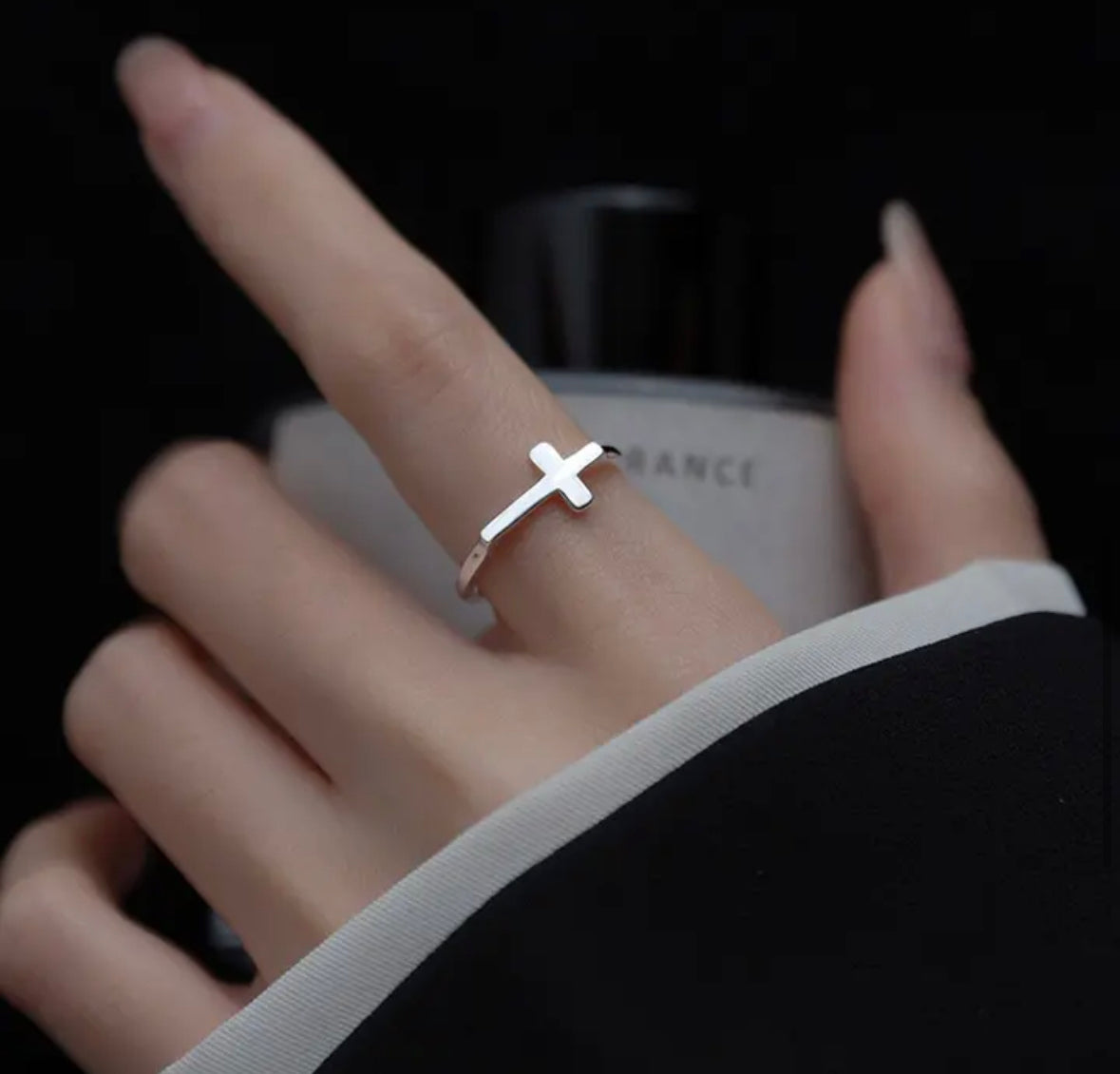 Simplicity Cross Ring