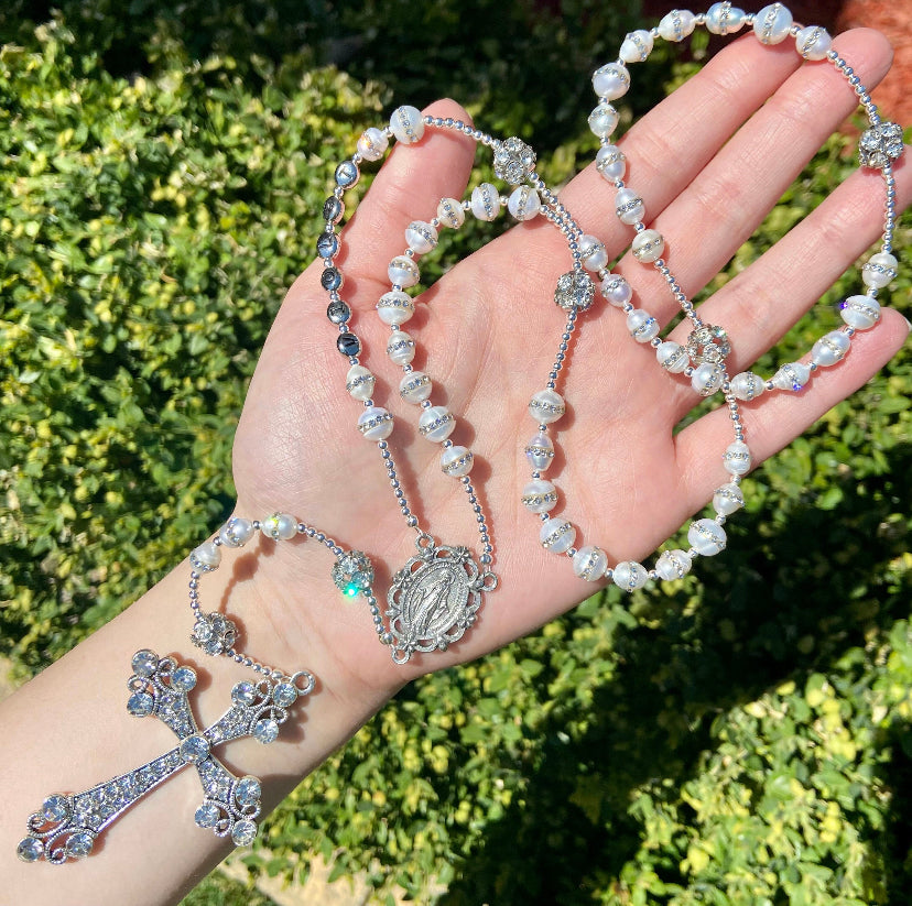 Freshwater Pearl (Style 3) – Your Custom Rosary